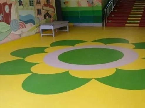 幼兒園塑膠地板怎么樣？幼兒園塑膠地板有害健康嗎？
